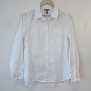 Gap Crisp White Boyfriend Fit Button Down Shirt